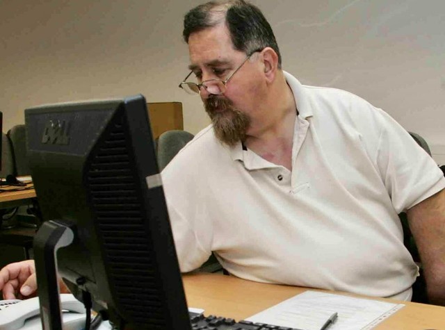 Közel 50 év után ment nyugdíjba a különleges hangorgánumú budapesti mentésirányító