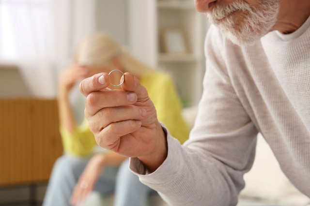 Válás idős korban – így hat mindez a felnőtt gyerekekre