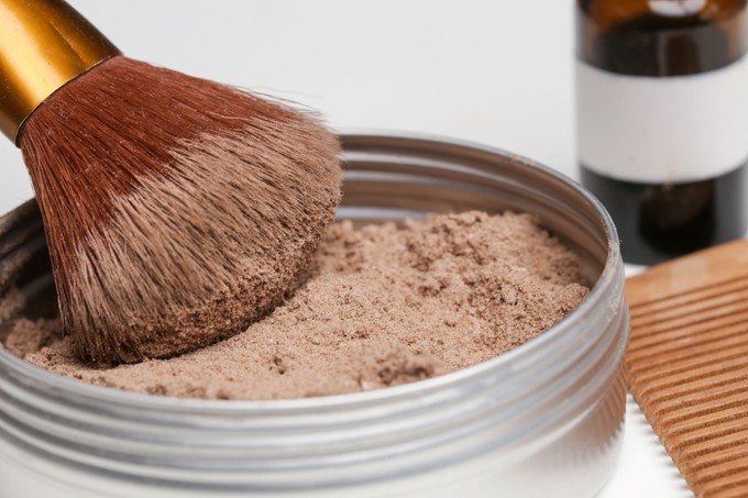 Kakaóporral az ősz haj ellen – itt egy meglepő természetes trend, amit mindenki imád! című cikk nyitóképe