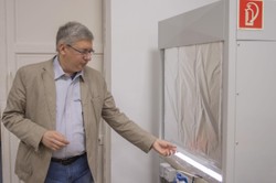 © Magyar Agrár- és Élettudományi EgyetemA növények számára kialakított speciális vitrin a MATE Szent István Campusán.