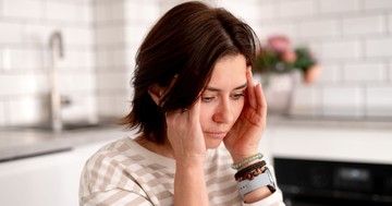Okozhat erős szájszárazságot a hormonkezelés? Az orvos válaszol