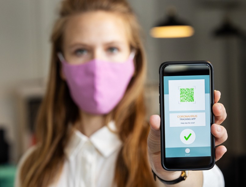 digitális oltásigazolás, mobil, koronavírus, vakcina, oltás