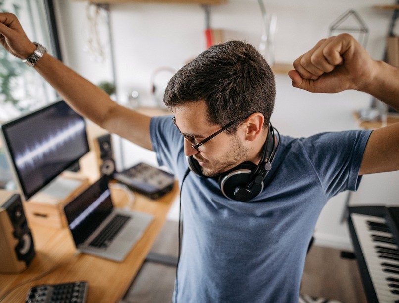 tánc, otthoni koncert, zene 