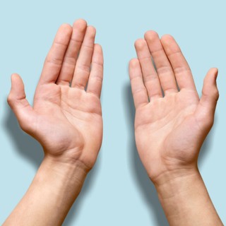 Tényleg megvédhetik a demenciától ezek az 5 másodperces kézgyakorlatok? című cikk nyitóképe