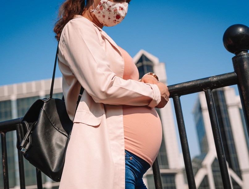 koronavírus-fertőzés, koronavírus-fertőzött, várandósok, terhesség, kismamák, védőoltás