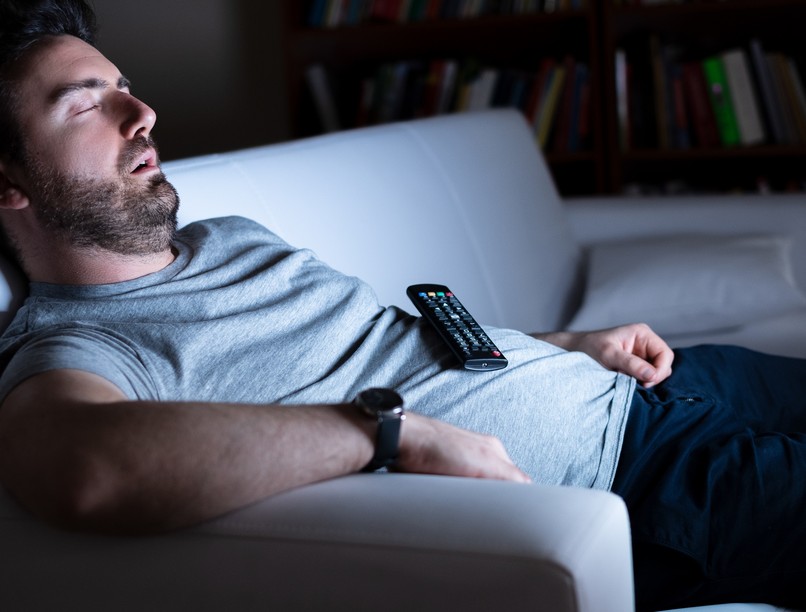 elalvás tévé előtt rossz szokás hatása