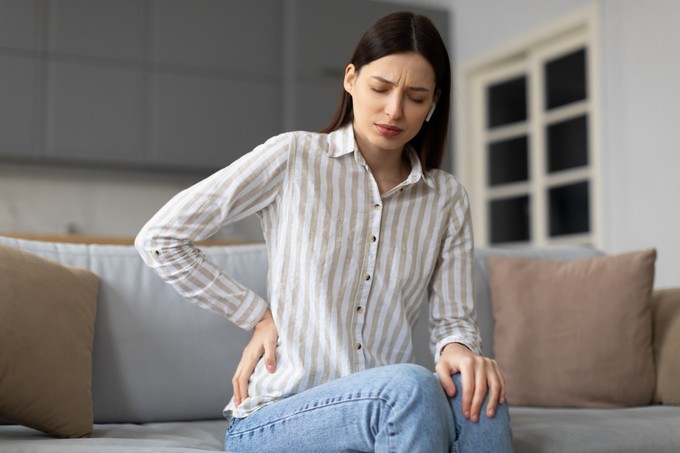 Krónikus derékfájás: ha nem hat a fájdalomcsillapító, ezt próbálja ki! című cikk nyitóképe