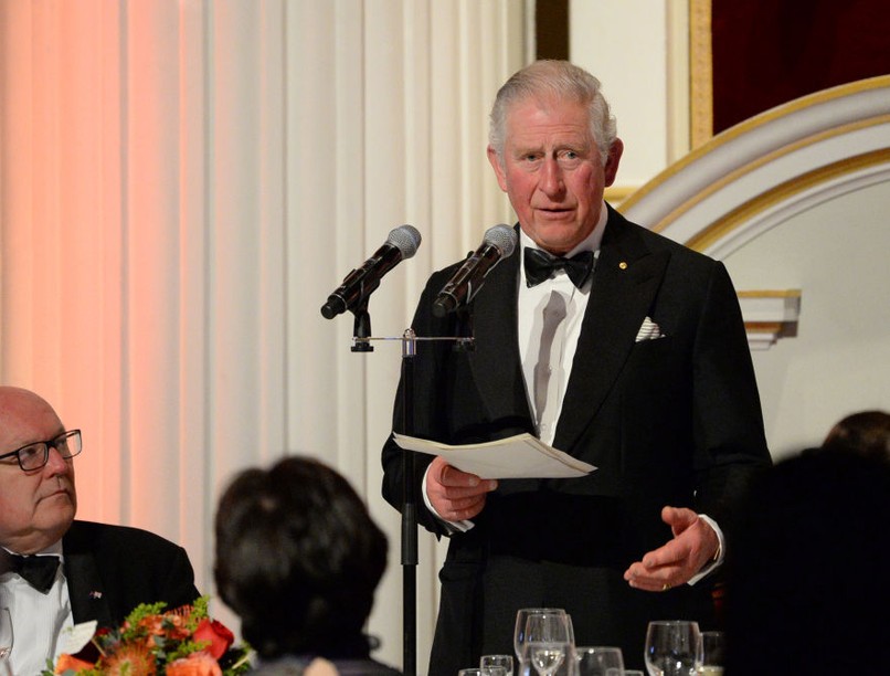 koronavírus, károly herceg