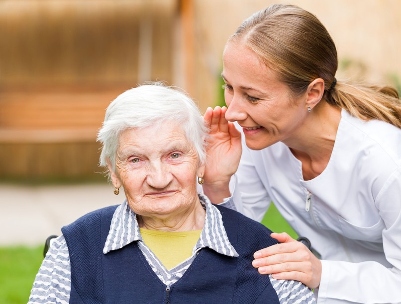 demencia tünete korai jele elbutulás ellen hallászavar süketség