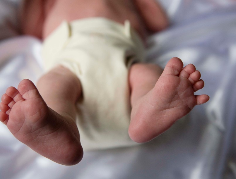 baba, újszülött, mentők, csecsemő