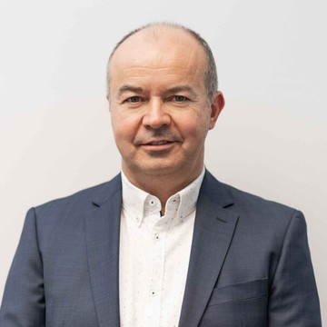 Dr. Szabó László