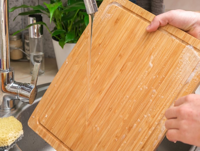 fa konyhai eszköz tisztítás