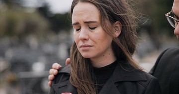  Amikor a gyász nem múlik el – így ismerhetjük fel, ha elakadtunk a feldolgozásban 