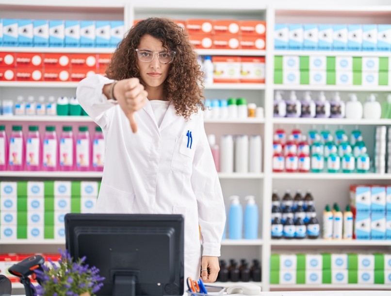 gyógyszertár, illegális gyógyszer eladás