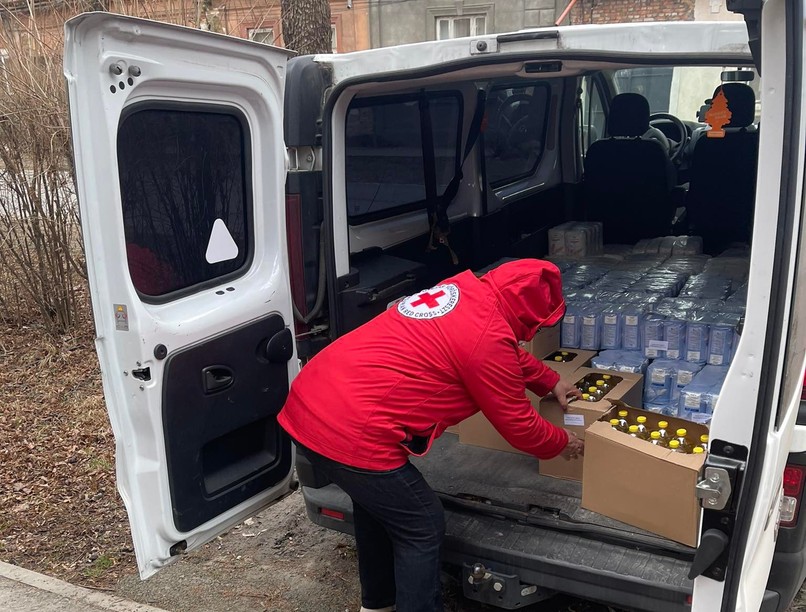 ukrajna, adomány, magyar vöröskereszt