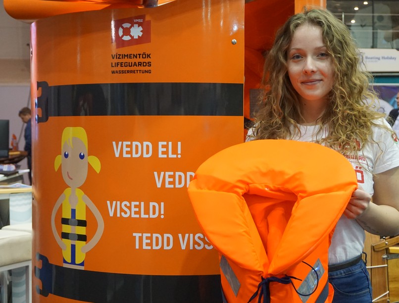 mentőmellény, ingyenes, Balaton, strand