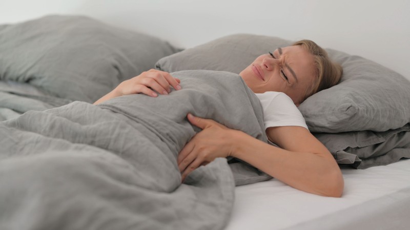 Alvási hiba, amit sokan elkövetnek: ebben a pózban a legrosszabb aludni a tudomány szerint