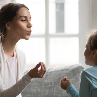 Dadogni kezdett a gyereke? Fontos tanácsot adott a neurológus a szülőknek című cikk nyitóképe