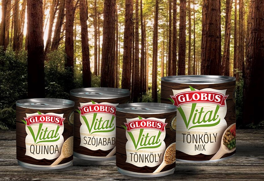 Kovács Lázás és Pásztor Anna készítik az egészséges összetevőkből álló ételeket.