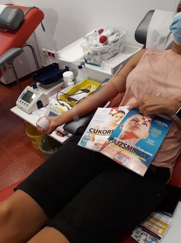Ajándék magazincsomaggal honorálja a véradást a Ringier Axel Springer kiadó