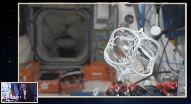 Élő fizikaóra az űrből: ezen kísérletezik épp Kapu Tibor