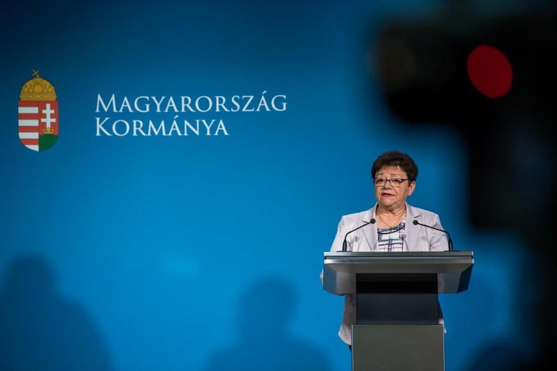 Ezt üzente Müller Cecília a 3. oltás előtt állóknak