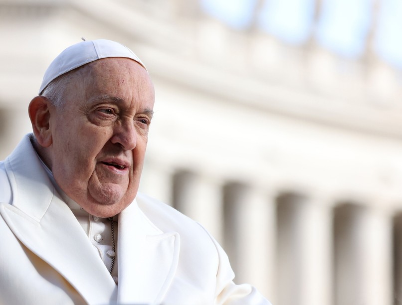 kétoldali tüdőgyulladás Ferenc pápa tünet veszély