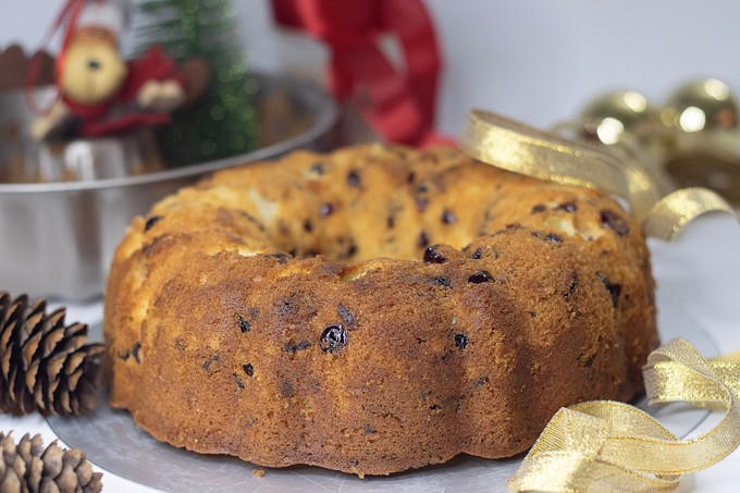 Gyors, egyszerű, ellenállhatatlan: így készíthet tej- és cukormentes kuglófot című cikk nyitóképe