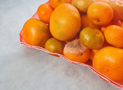 Ha csak egy ilyet is meglát a többi között, inkább dobja ki az egész zsákkal! Semmi jót nem jelent, ha a narancs színe megváltozik című cikk nyitóképe