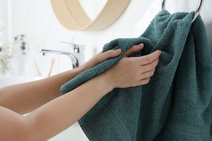 Milyen gyakran kellene törölközőt mosni? Sokan jóval ritkábban teszik, mint kellene