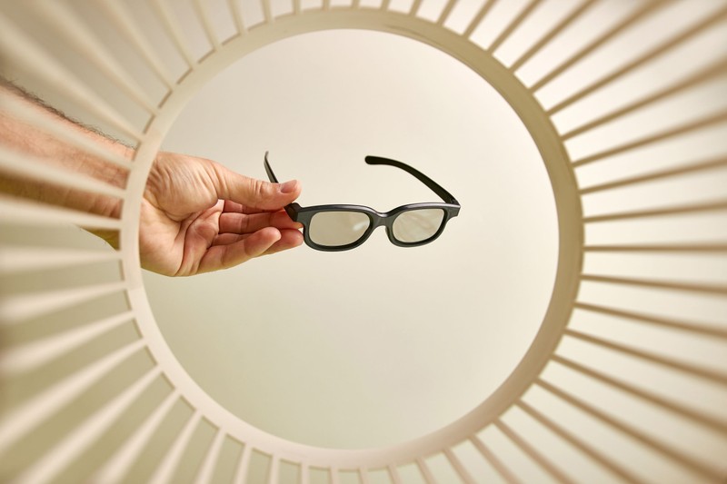 Rosszul tesszük: ezért ne dobja ki a kukába a régi szemüvegét úgy, mint egy szemetet!