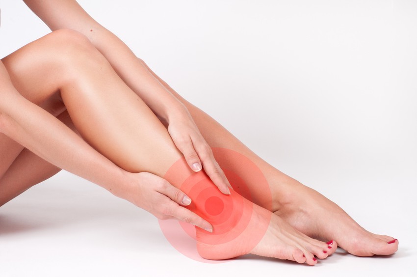 A bokafájdalomnak számos oka lehet, a sérüléstől az ízületi gyulladásig, a fájdalom mértéke pedig az egészen enyhétől a terhelésre való képtelenségig terjedhet.