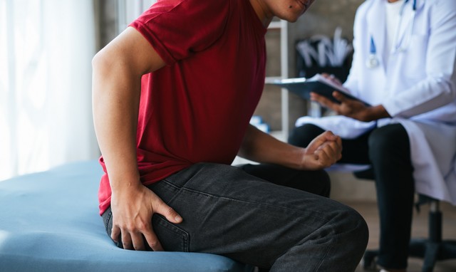 Aranyér miatt zuhant be a vérnyomása egy apukának: ezért kell komolyan venni bizonyos tüneteket