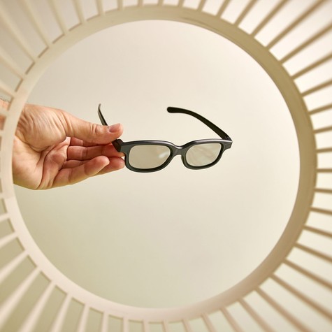 Rosszul tesszük: ezért ne dobja ki a kukába a régi szemüvegét úgy, mint egy szemetet! című cikk nyitóképe