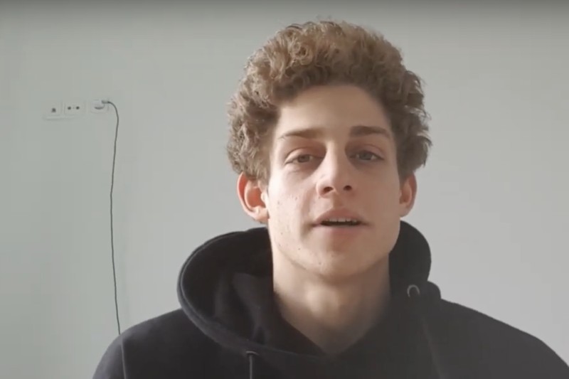 A Toldy-s diák testvérét 3 negatív után hazaengedték, majd 2 pozitív tesztje lett