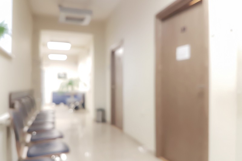 Orvos nélküli rendelők: több helyen nem találtak orvost az ellenőrök