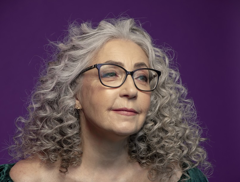 ősz haj, őszülő haj, ősz hajszálak, ősz hajszál ápolása