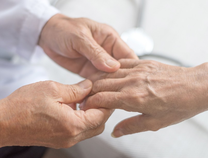 zsibbadás, székrekedés, neuropátia idegkárosodás tünete