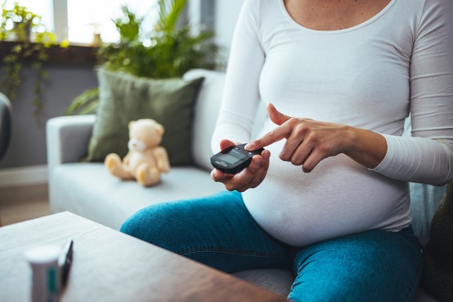 Mit lehet tenni, ha szülés után is megmarad a terhességi cukorbetegség?