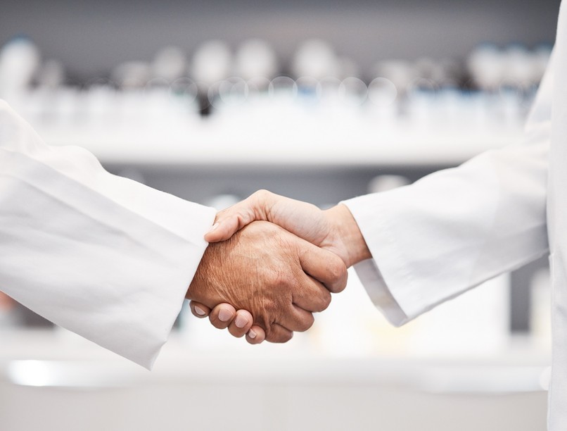 SYNLAB TritonLife stratégiai partnerségi megállapodás