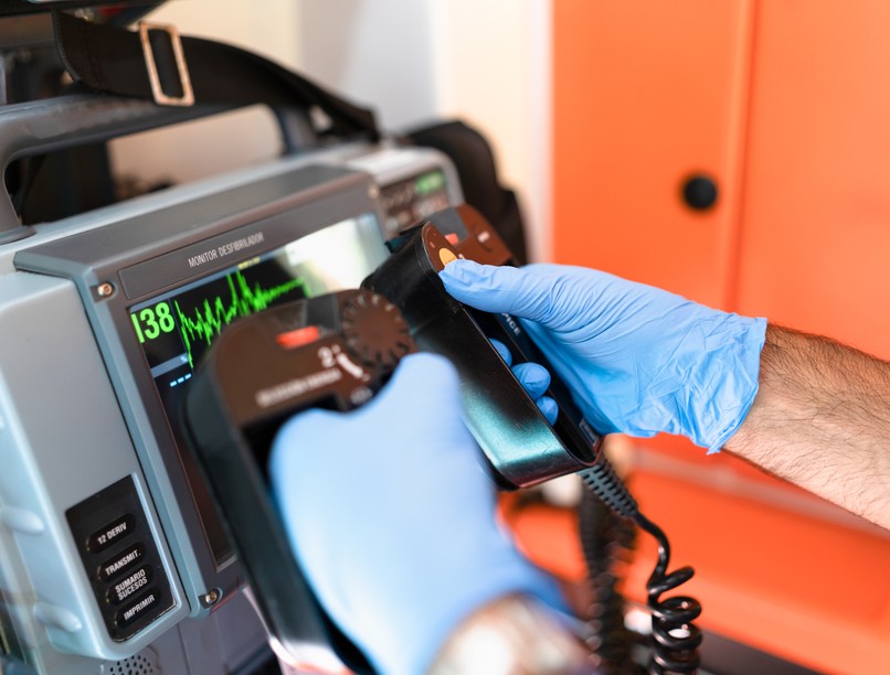 mentő, mentők, újraélesztés, sürgősségi