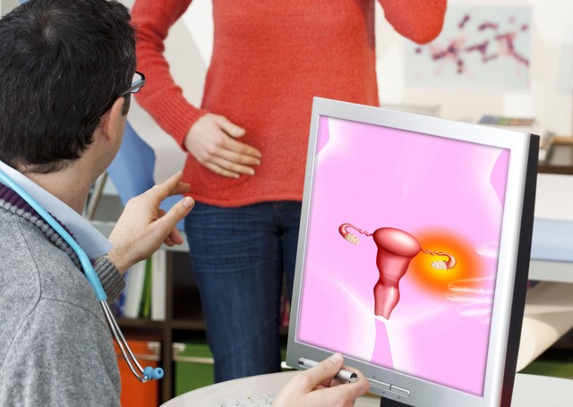 Nem eszik többet, mégis nőtt a hasa? A petefészekrák korai tünete is lehet