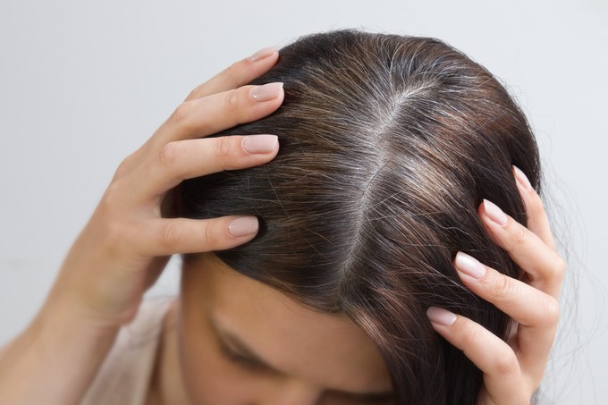 Miért nem fogja be a festék az ősz hajat bizonyos sávokban? című cikk nyitóképe