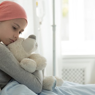 Mi történik a szülőkkel, ha daganatos lesz a gyermek? A pszichológus tanácsai című cikk nyitóképe