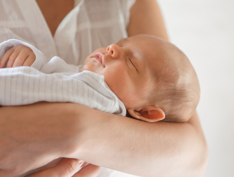 otthonszülés, mentős, baba, szülés, kismama