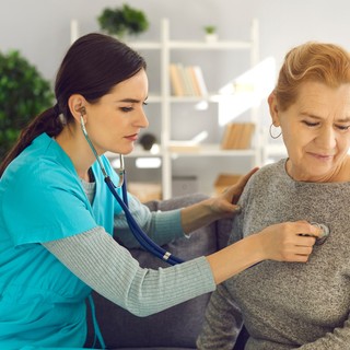 Néha erősebben bedobban, máskor kihagy a szíve? Ilyen károkat okozhat a szívritmuszavar című cikk nyitóképe