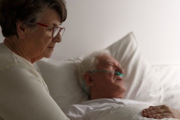 Honnan tudjuk, hogy közeleg a vég? Ezek a halál előtti utolsó órák jelei