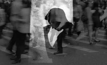 Retteg attól, ha mások előtt kell beszélnie? Így lendülhet túl ezen