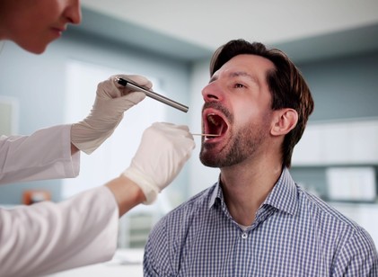 Szájüregi rák: az orvos szerint ezek a figyelmeztető jelek nem mindig a szájban jelennek meg című cikk nyitóképe