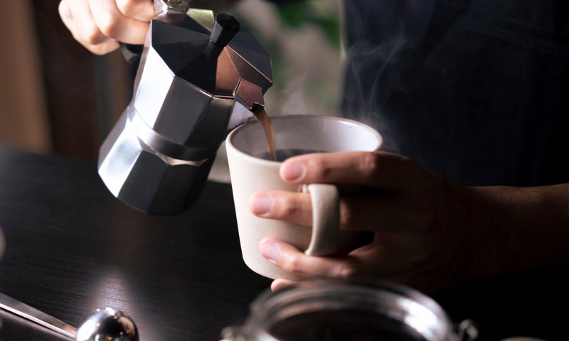 Nem jön a baba? Ezért nem mindegy, mennyi kávét, alkoholt iszik a párja